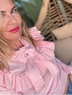 Jersey escarlata rosa